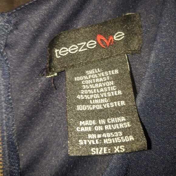 Dress - Picture 2 of 2